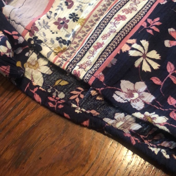 Ana peasant boho style tie top - Picture 6 of 13